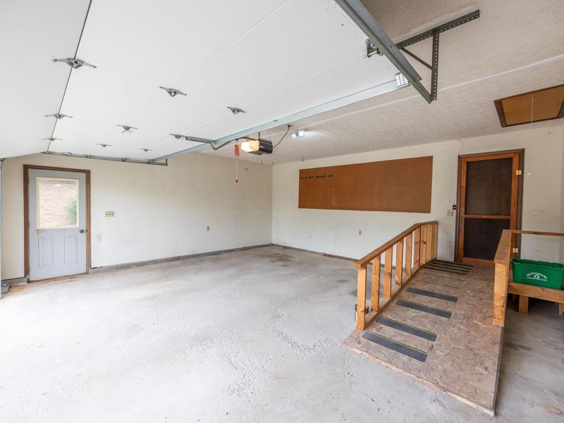 110 N Heatherhill Drive, Bellefontaine, OH 43311 Photo 42