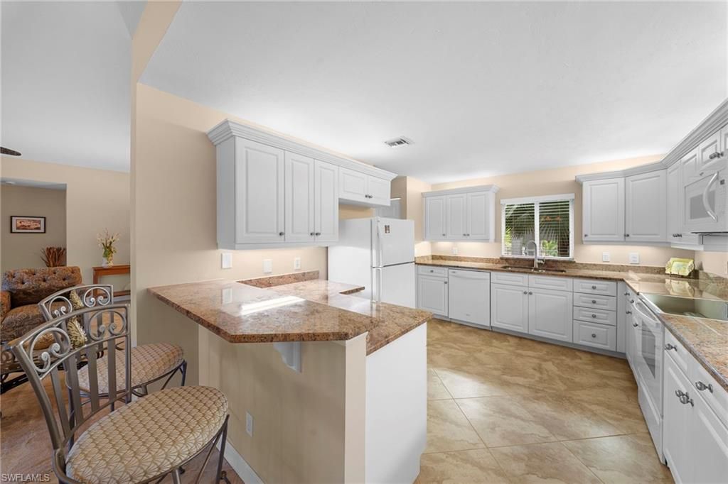 770 Waterford Dr, Unit 202, Naples, FL 34113 Photo