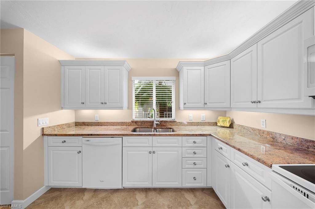 770 Waterford Dr, Unit 202, Naples, FL 34113 Photo