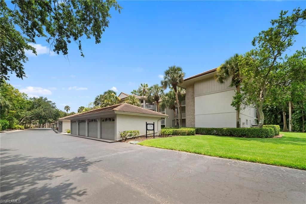 770 Waterford Dr, Unit 202, Naples, FL 34113 Photo