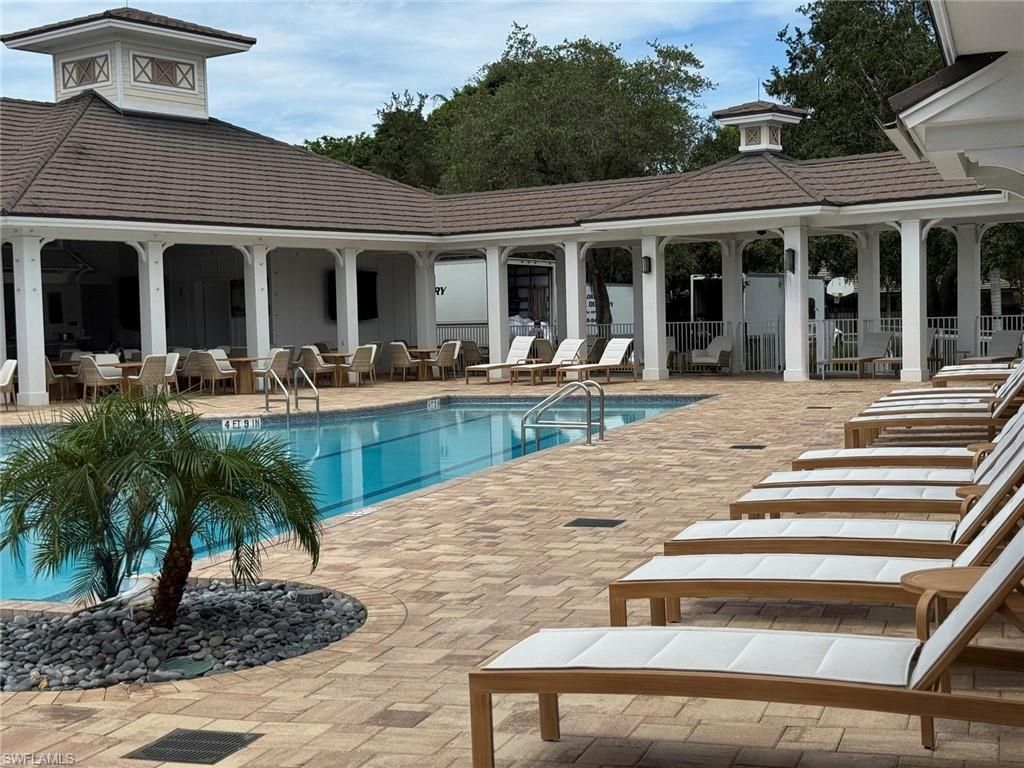 770 Waterford Dr, Unit 202, Naples, FL 34113 Photo