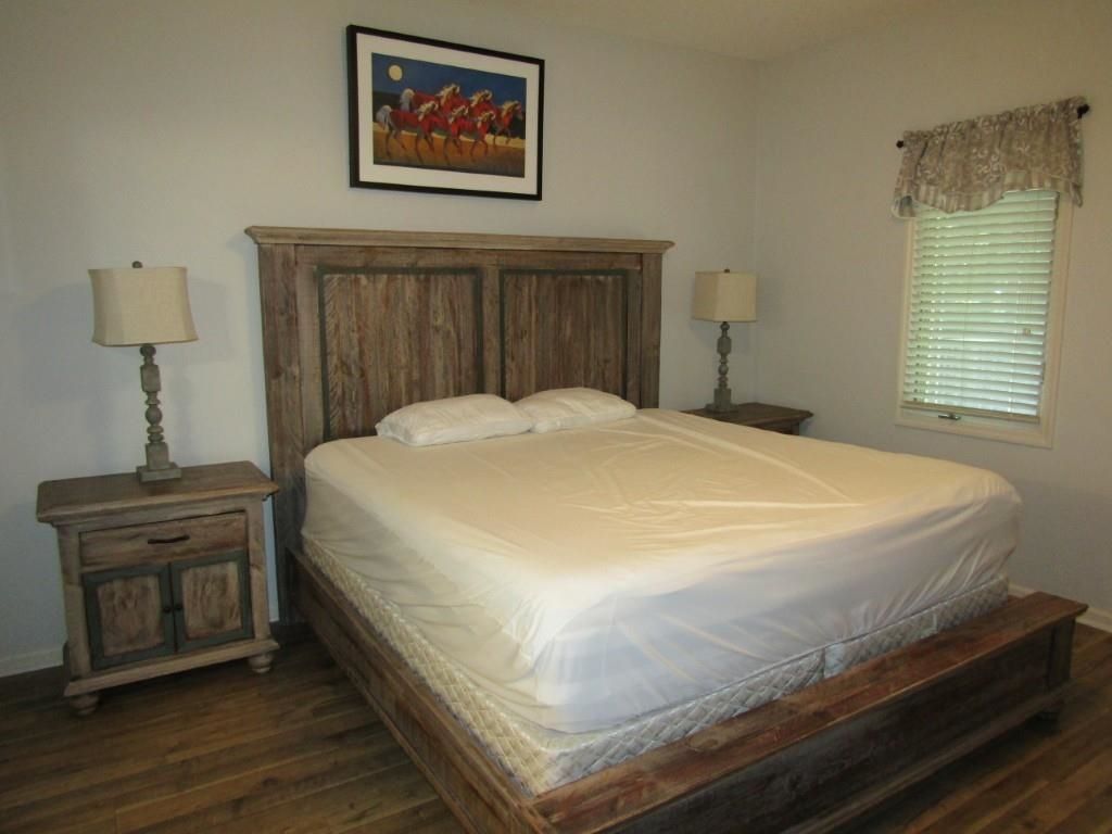 1221 Teal Lake Dr.  Photo 16