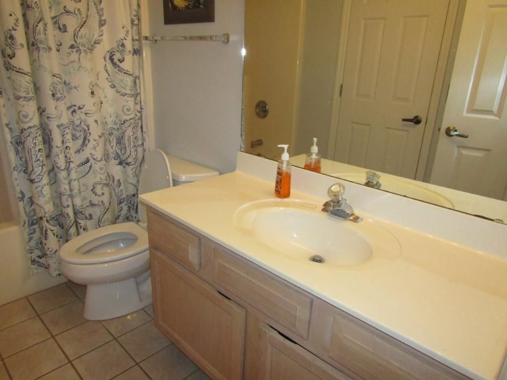 1221 Teal Lake Dr.  Photo 22