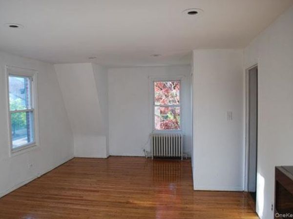 213-15 33rd Road , Unit 1, Bayside, NY 11361