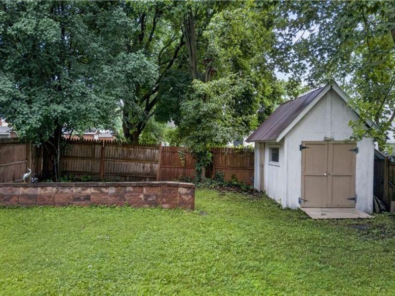 1615 W market Street, Orrville, OH 44667 Photo 2