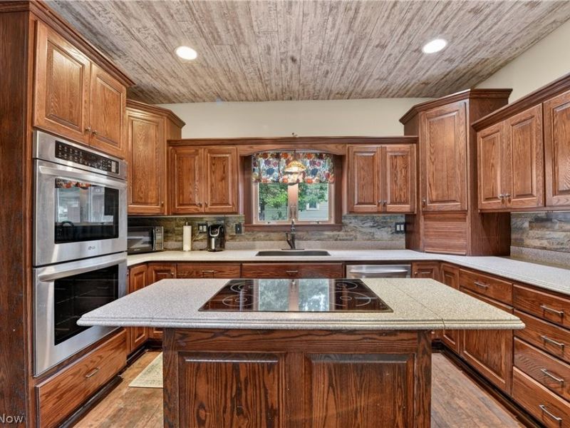 1615 W market Street, Orrville, OH 44667 Photo 36