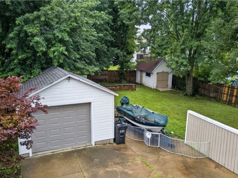 1615 W market Street, Orrville, OH 44667 Photo 4