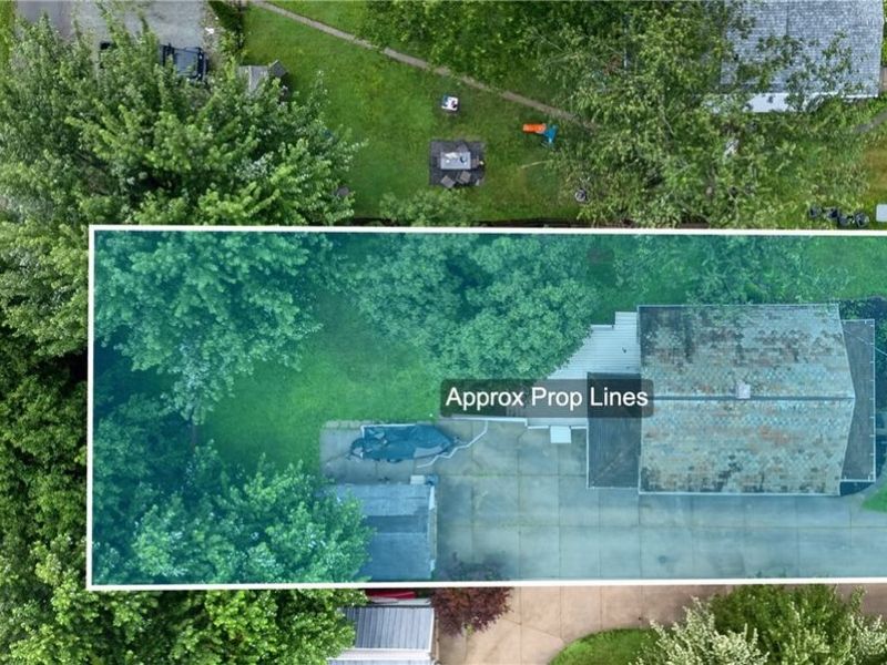 1615 W market Street, Orrville, OH 44667 Photo 6