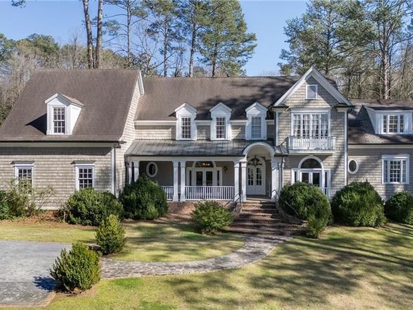 850 N Island Drive , Atlanta, GA 30327