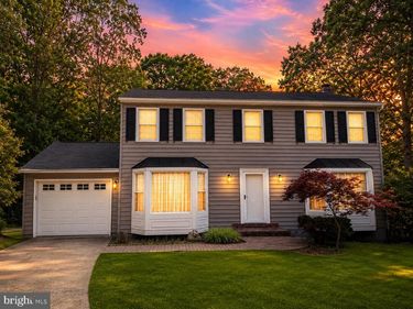 9615 PODIUM DRIVE, VIENNA, VA 22182