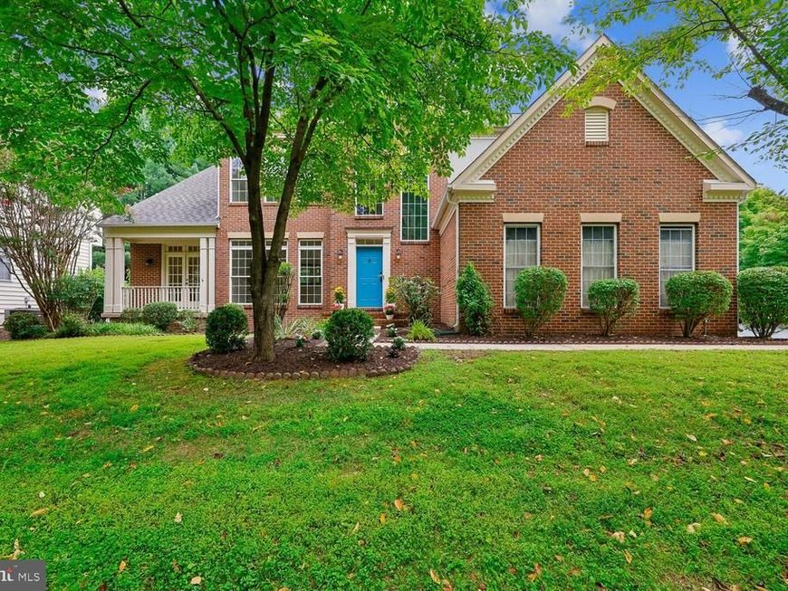 2 Seneca Forest Court, Germantown, MD 20876 Main Photo