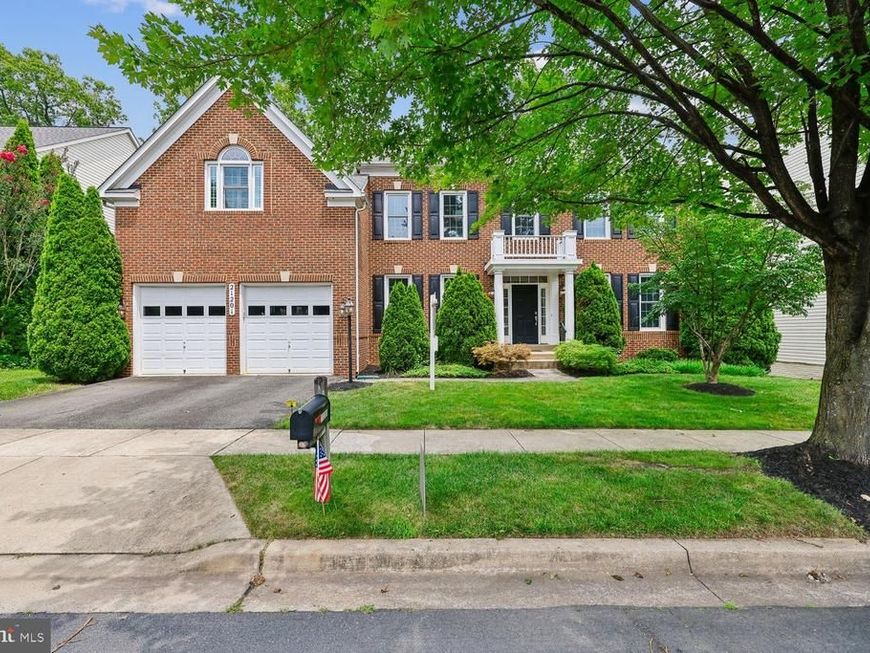 21201 Hickory Forest Way, Germantown, MD 20876 Main Photo
