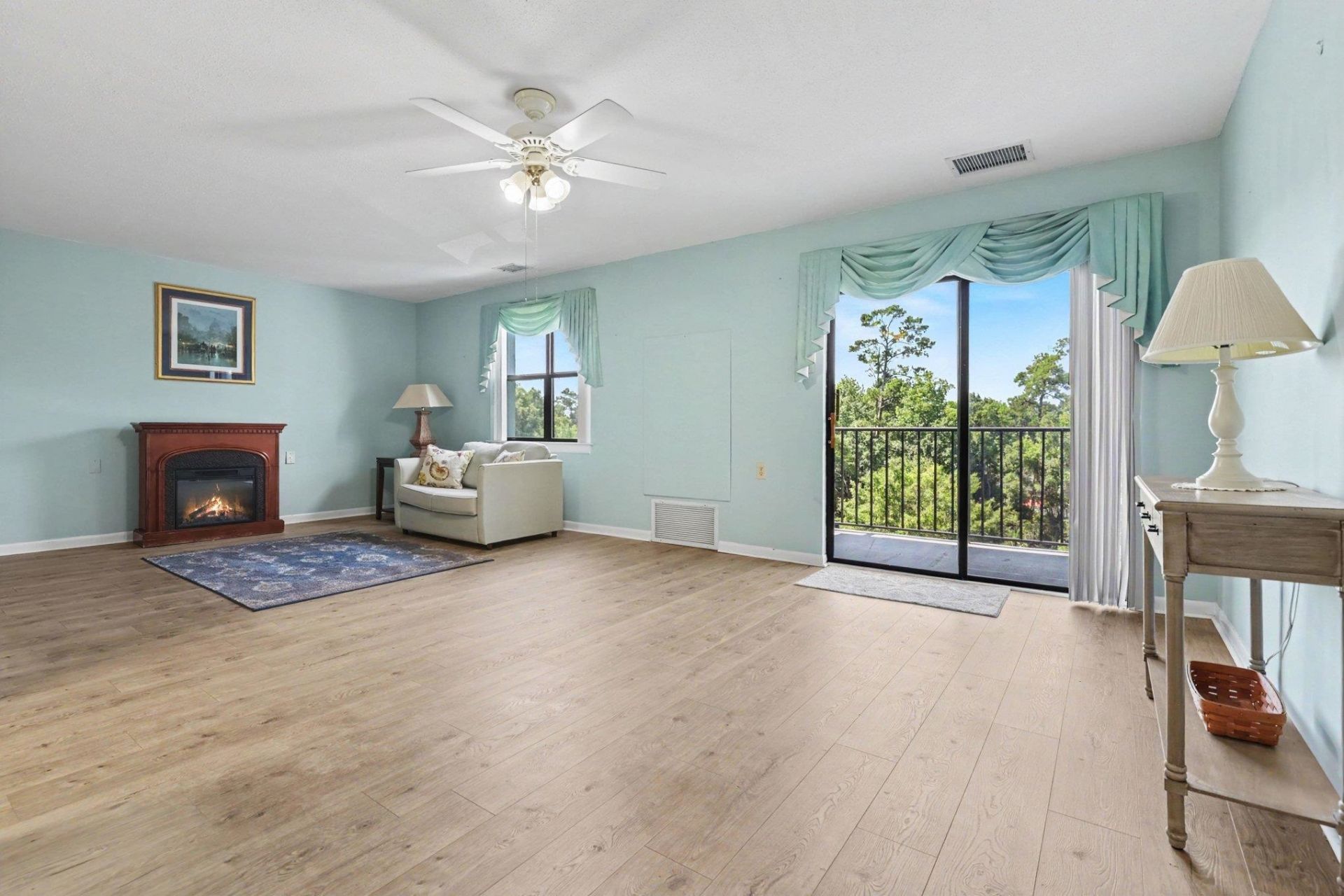 5001 Little River Rd. Photo 7