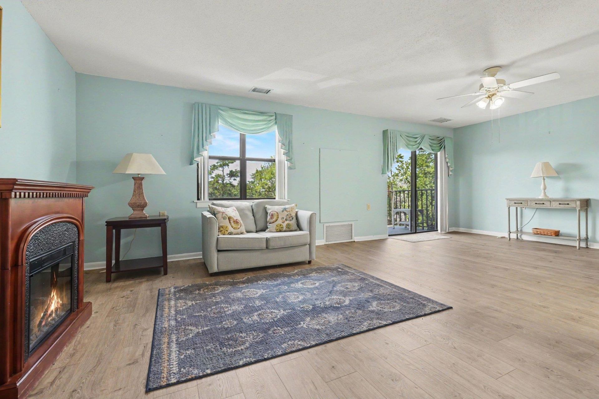 5001 Little River Rd. Photo 9