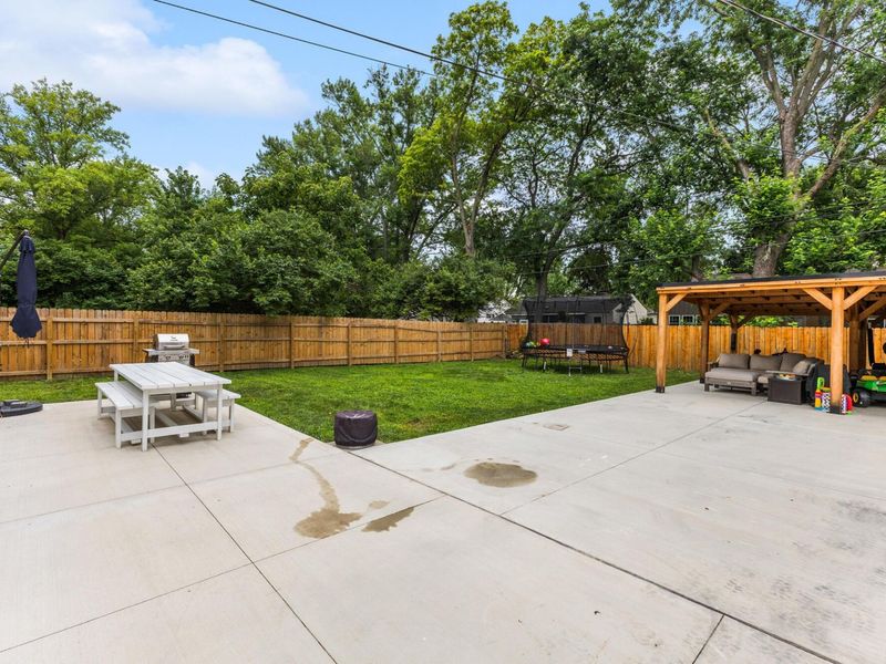 2188 Bristol Road, Columbus, OH 43221 Photo 33