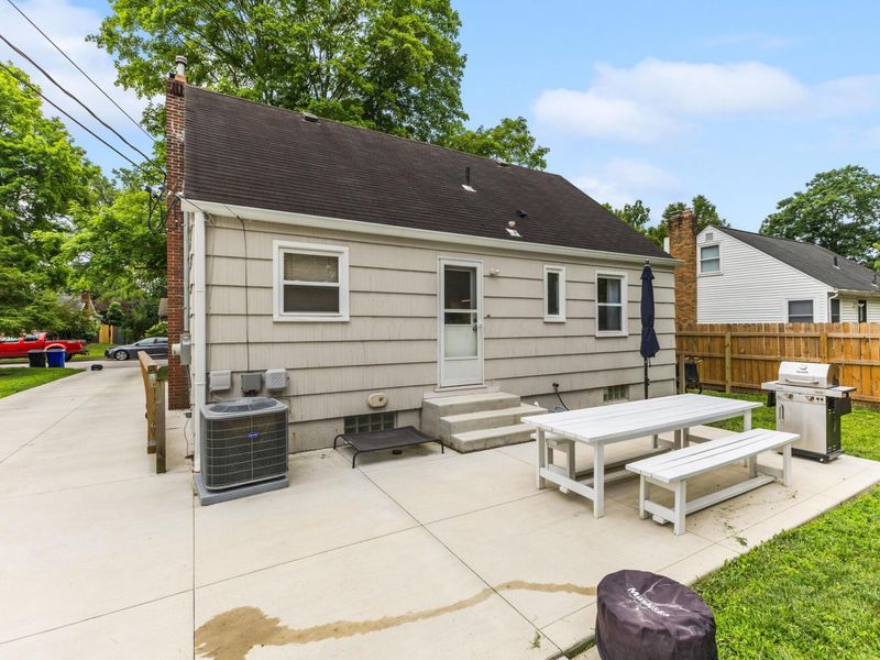 2188 Bristol Road, Columbus, OH 43221 Photo 39