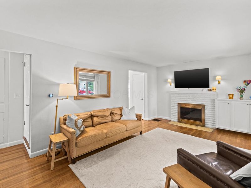 2188 Bristol Road, Columbus, OH 43221 Photo 5