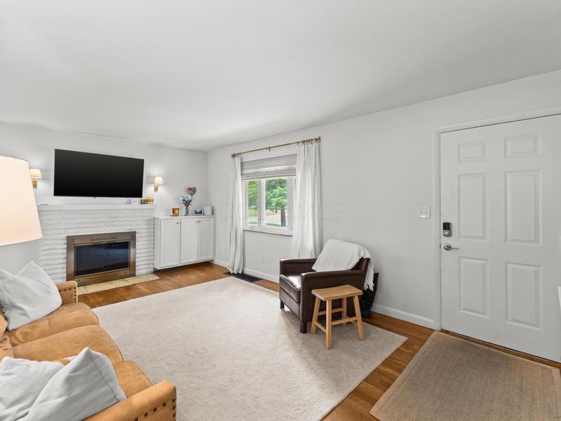 2188 Bristol Road, Columbus, OH 43221 Photo 6