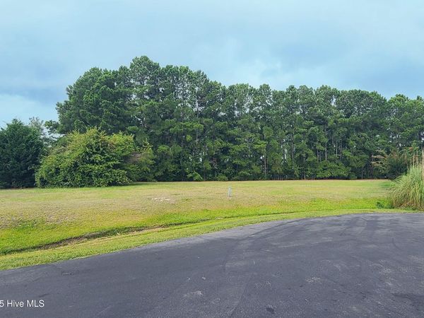 896 Birdie Court SW, Calabash, NC 28467