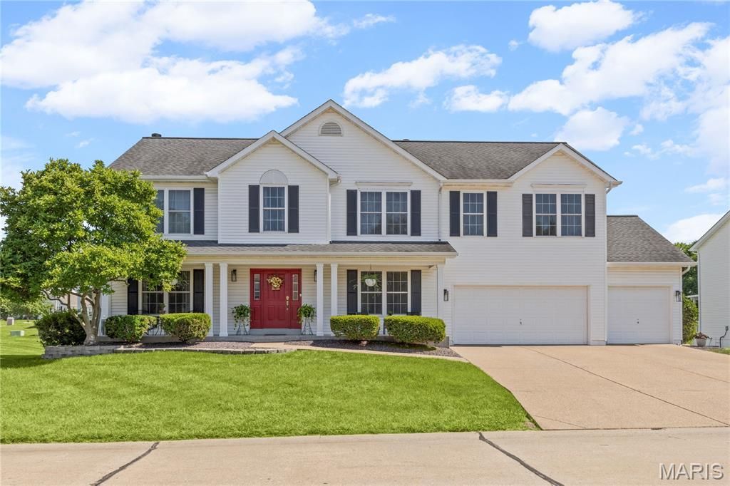 32 Lisa Nicole Court , Saint Peters, MO 63376 Main Photo