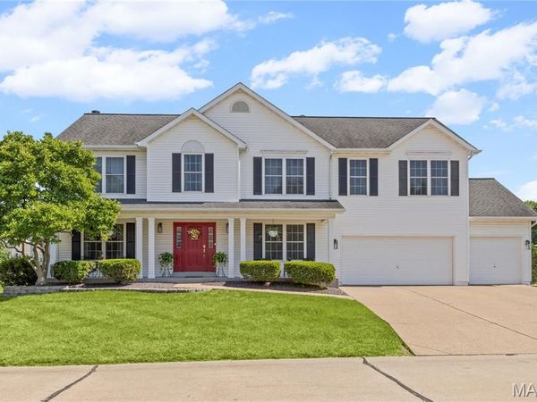 32 Lisa Nicole Court, St Peters, MO 63376