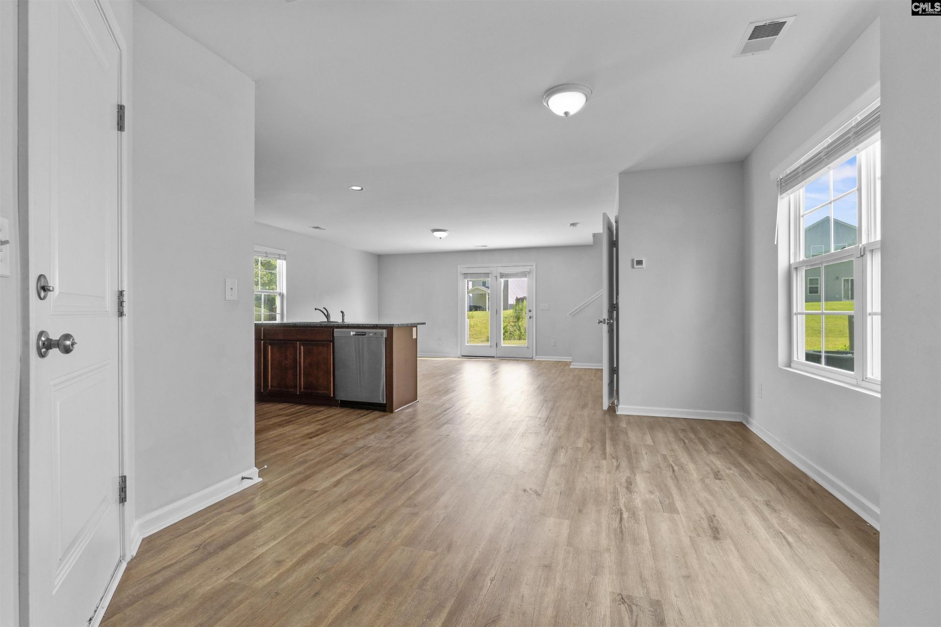 434 Keeble Drive  Photo 6