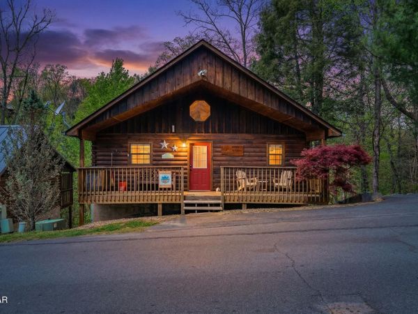 1523 Bears Den Way , Sevierville, TN 37862