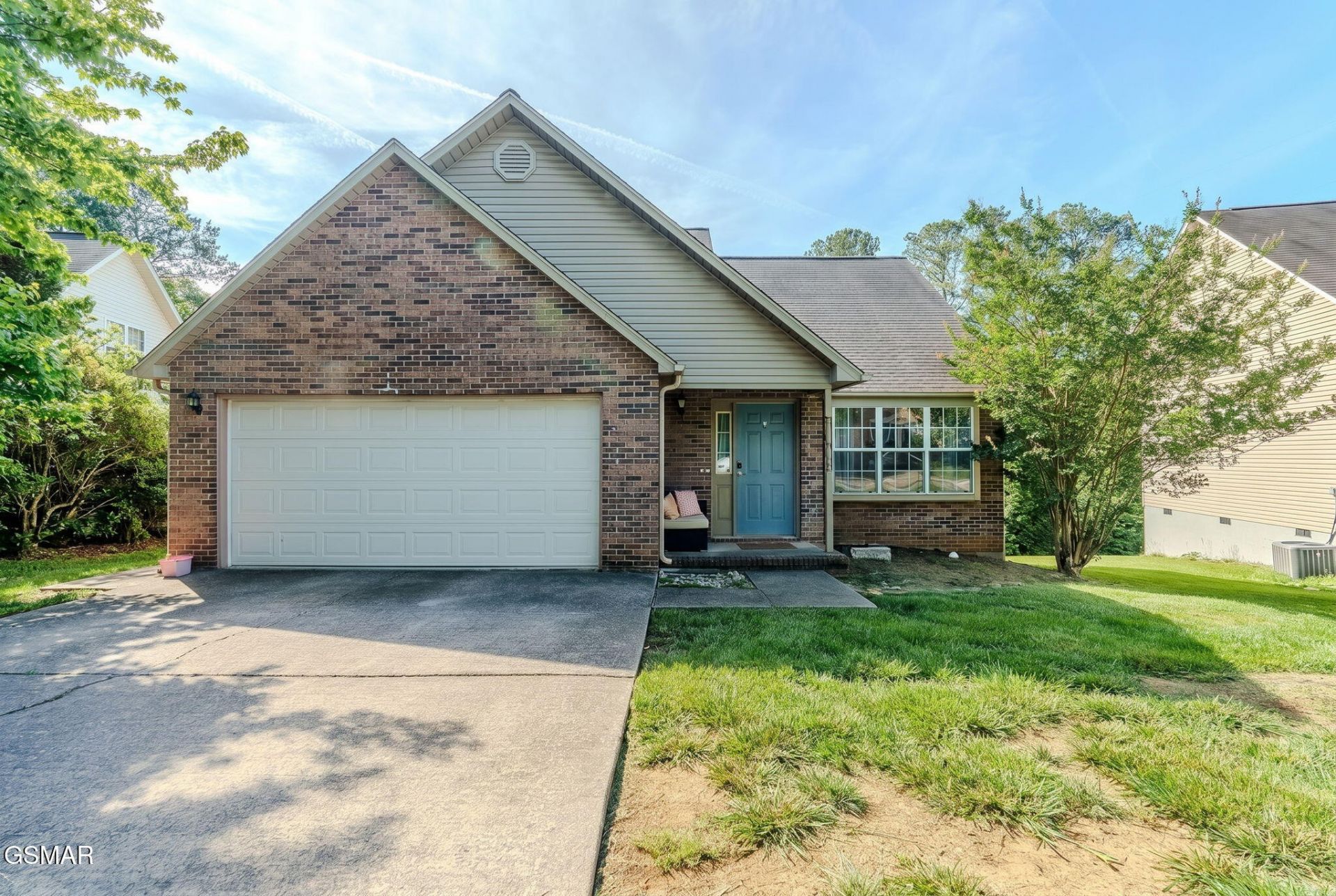 738 Colony Village Way, Knoxville, TN 37923 Main Photo
