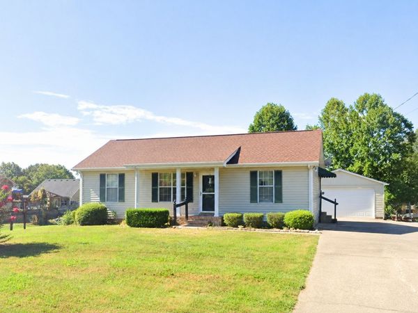 2864 Chinquapin Ln , Clarksville, TN 37043