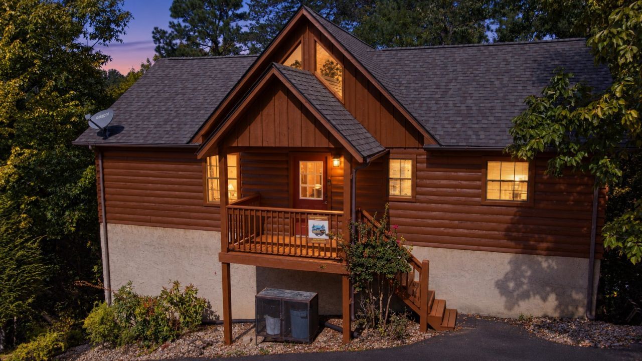 1643 Raccoon Den Way, Sevierville, TN 37862 Main Photo
