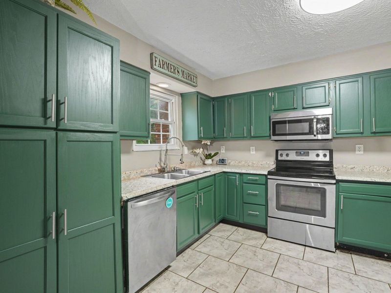 38 Achates Drive, Florence, KY 41042 Photo 8