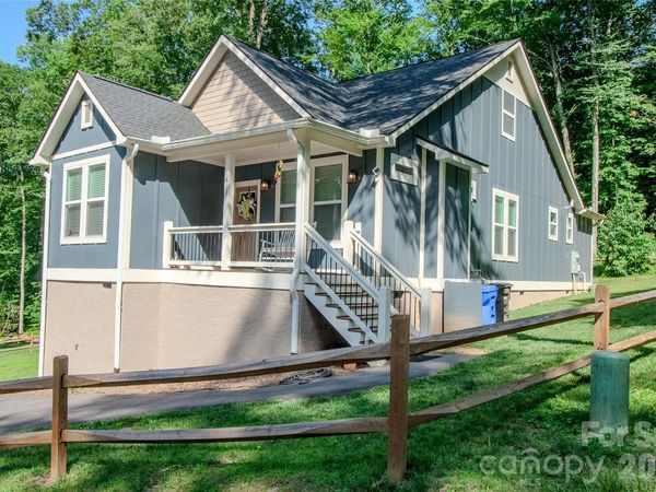 611 Twinbrook Lane, Maggie Valley, NC 28751