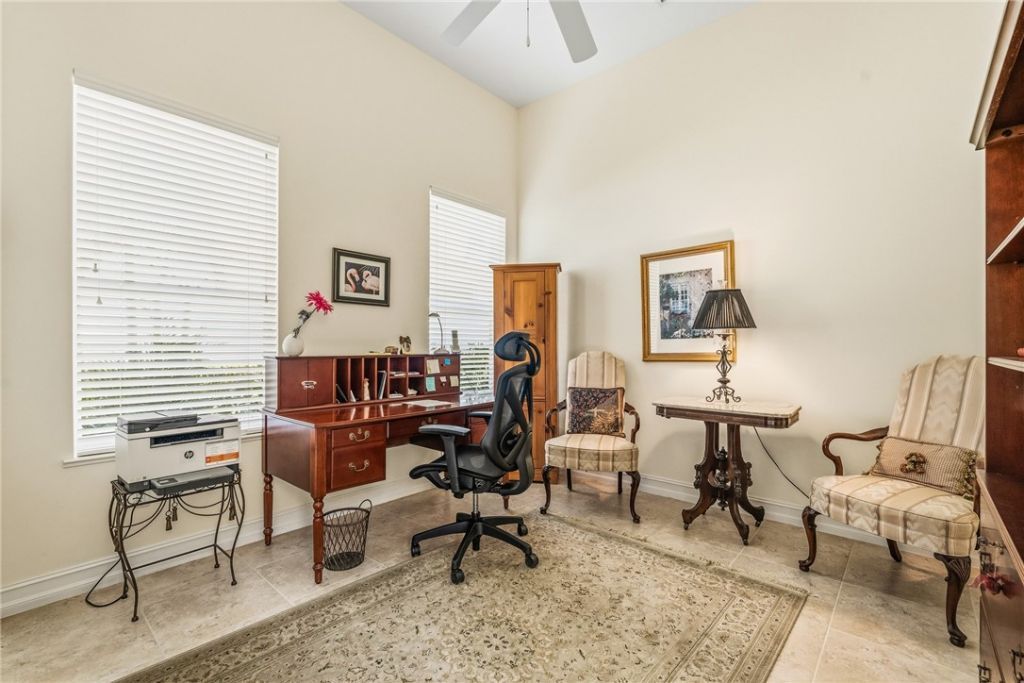 1065 Riverwind Circle, Vero Beach, FL 32967 Photo