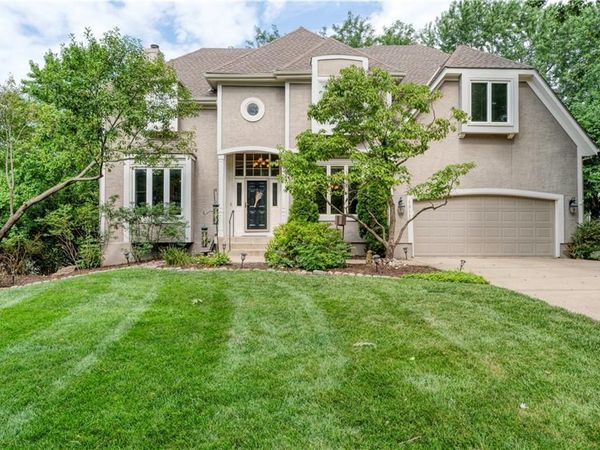 13112 Meadow Lane, Leawood, KS 66209