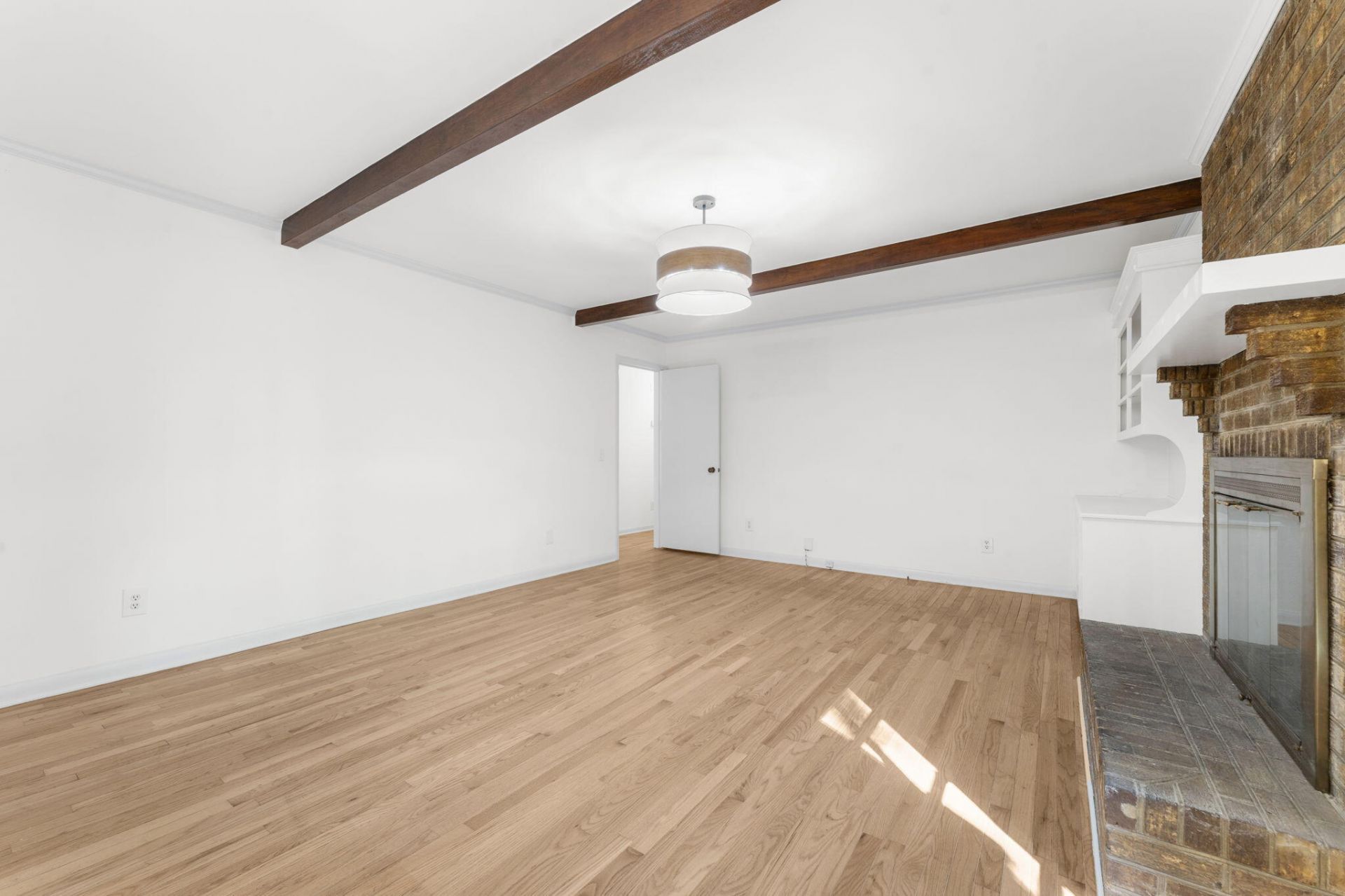 203 Stratford Drive Photo 14
