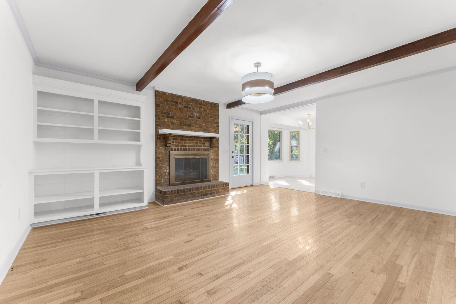 203 Stratford Drive Photo 17