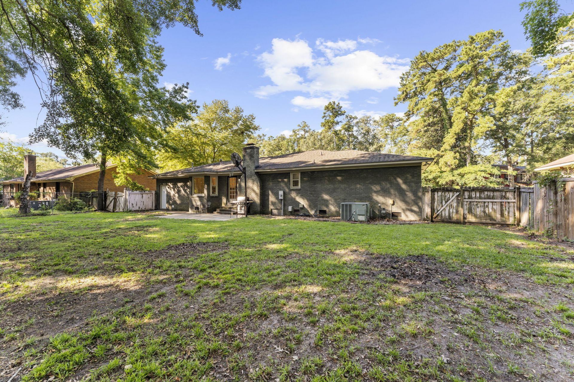 203 Stratford Drive Photo 34