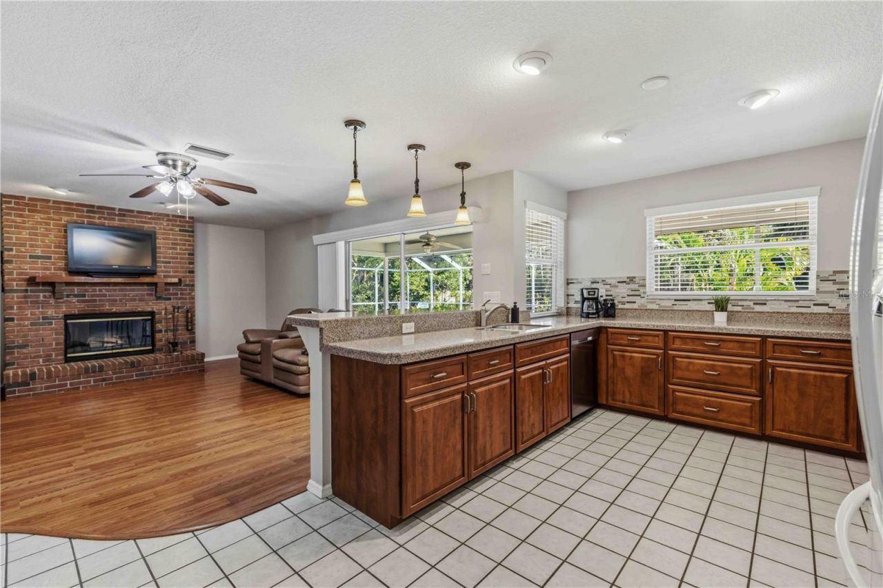 9308 65th Avenue E, Bradenton, FL 34202 Photo