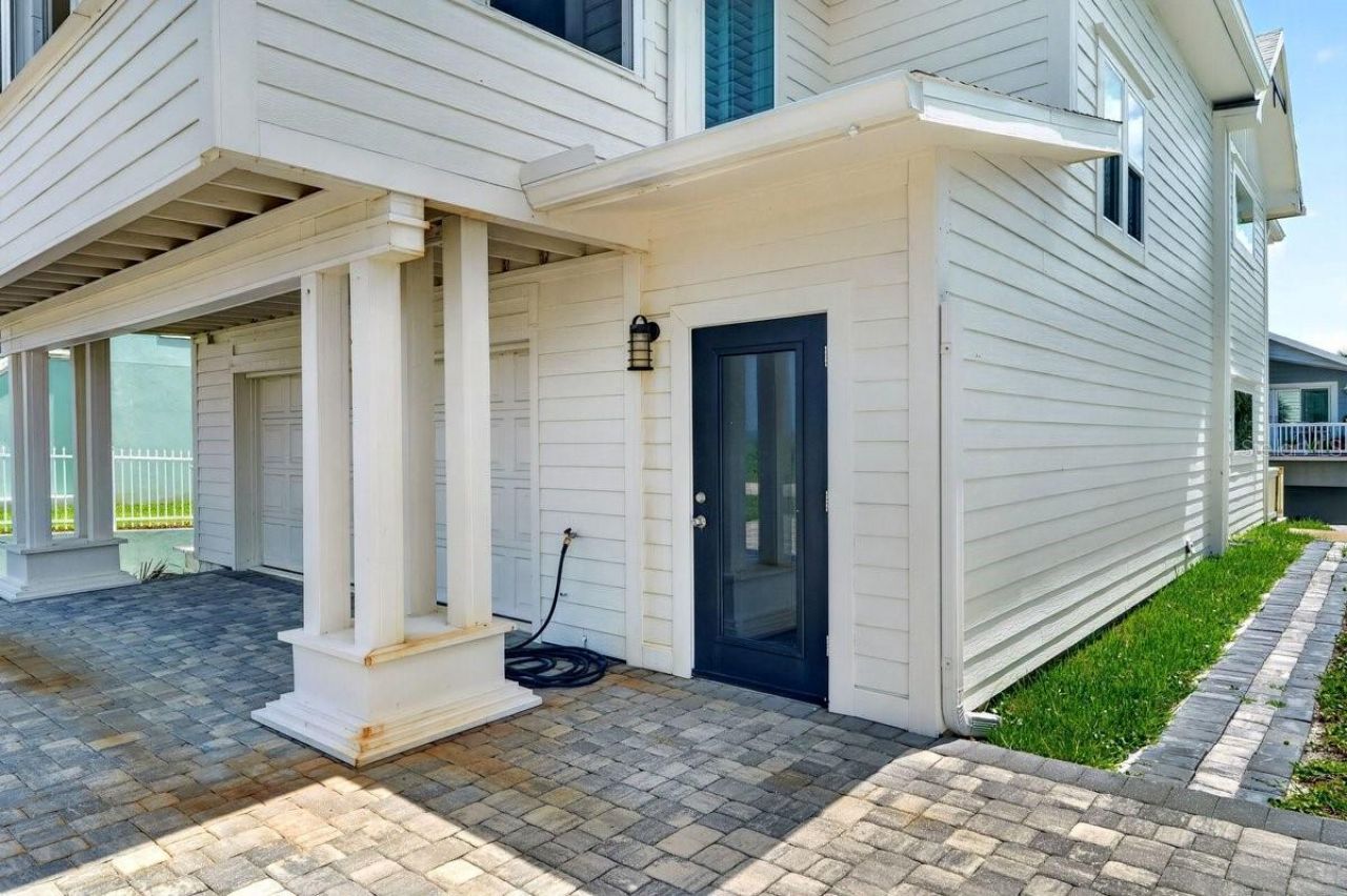 6118 S Atlantic Avenue, New Smyrna Beach, FL 32169 Photo
