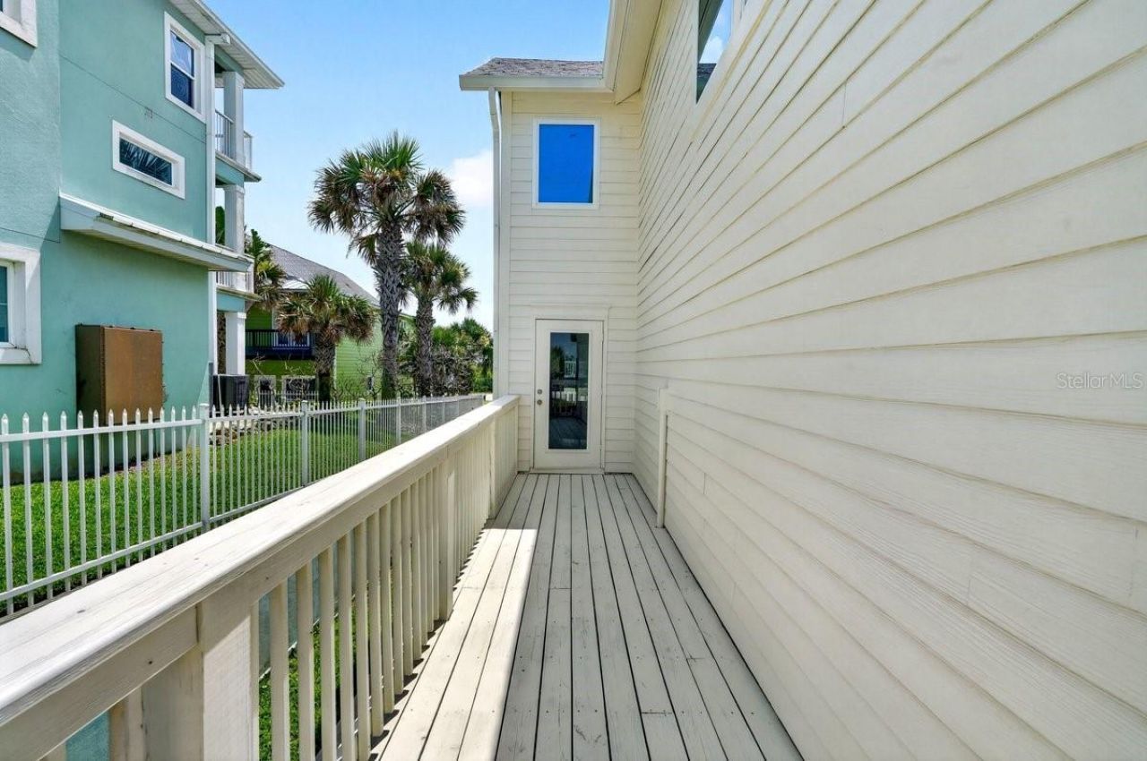 6118 S Atlantic Avenue, New Smyrna Beach, FL 32169 Photo