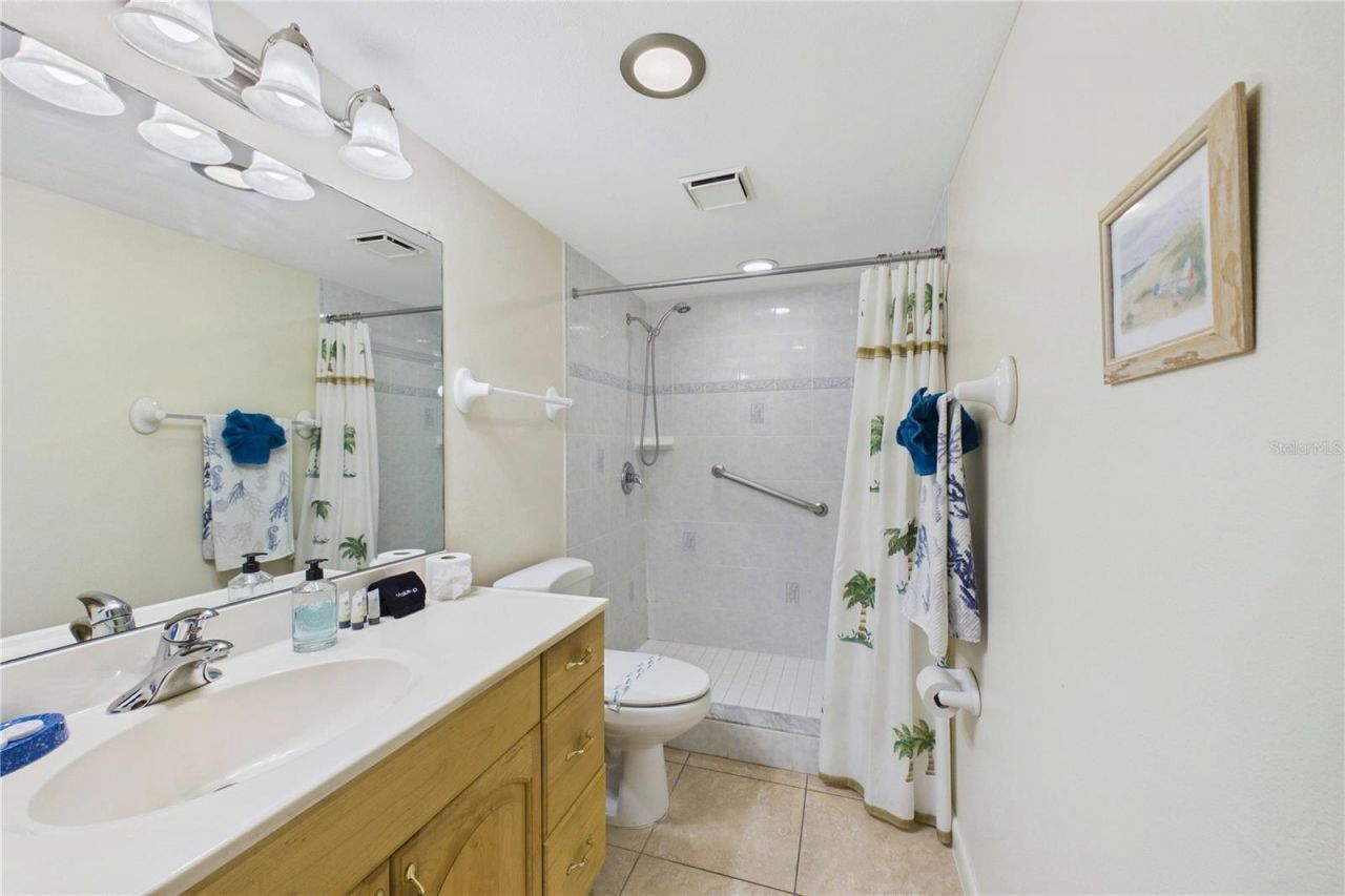 19610 Gulf Boulevard , Unit 206, Indian Rocks Beach, FL 33785 Photo