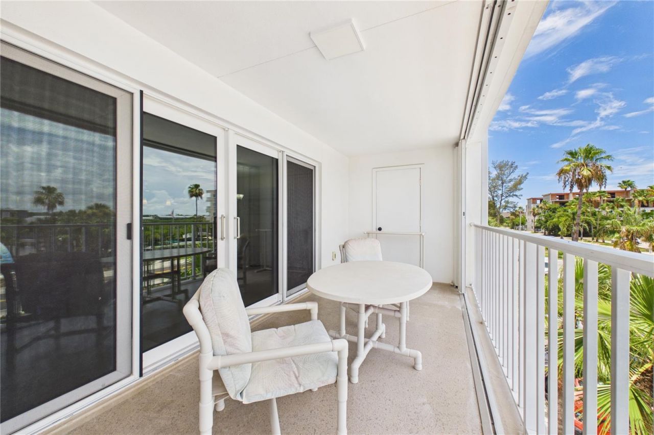 19610 Gulf Boulevard , Unit 206, Indian Rocks Beach, FL 33785 Photo