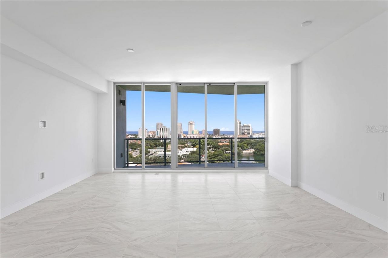 777 3rd Avenue N, Unit 1204, Saint Petersburg, FL 33701 Photo