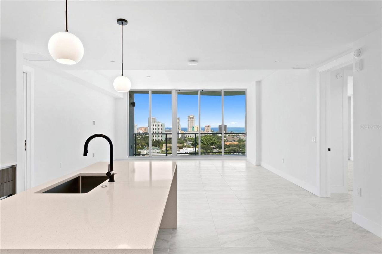 777 3rd Avenue N, Unit 1204, Saint Petersburg, FL 33701 Photo