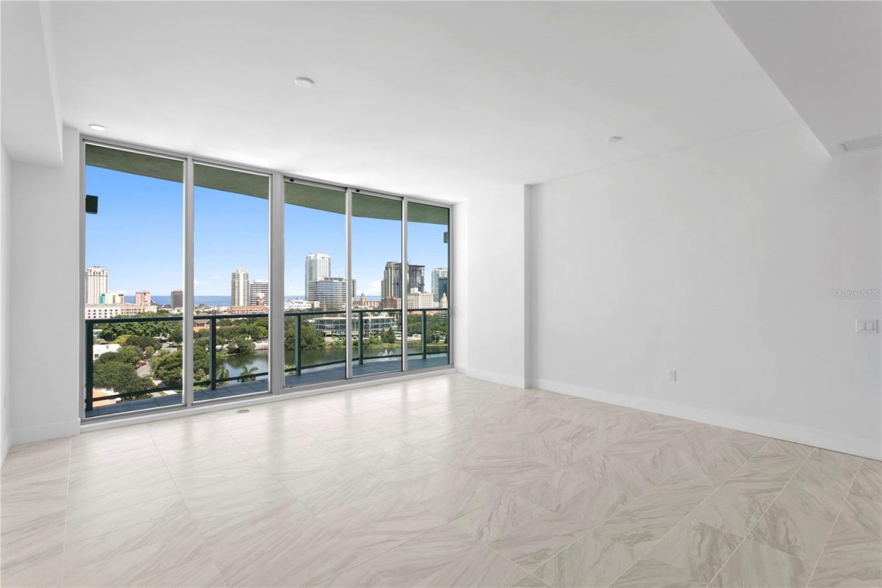 777 3rd Avenue N, Unit 1204, Saint Petersburg, FL 33701 Photo