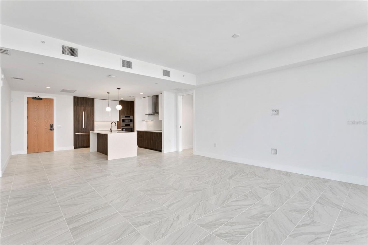 777 3rd Avenue N, Unit 1204, Saint Petersburg, FL 33701 Photo