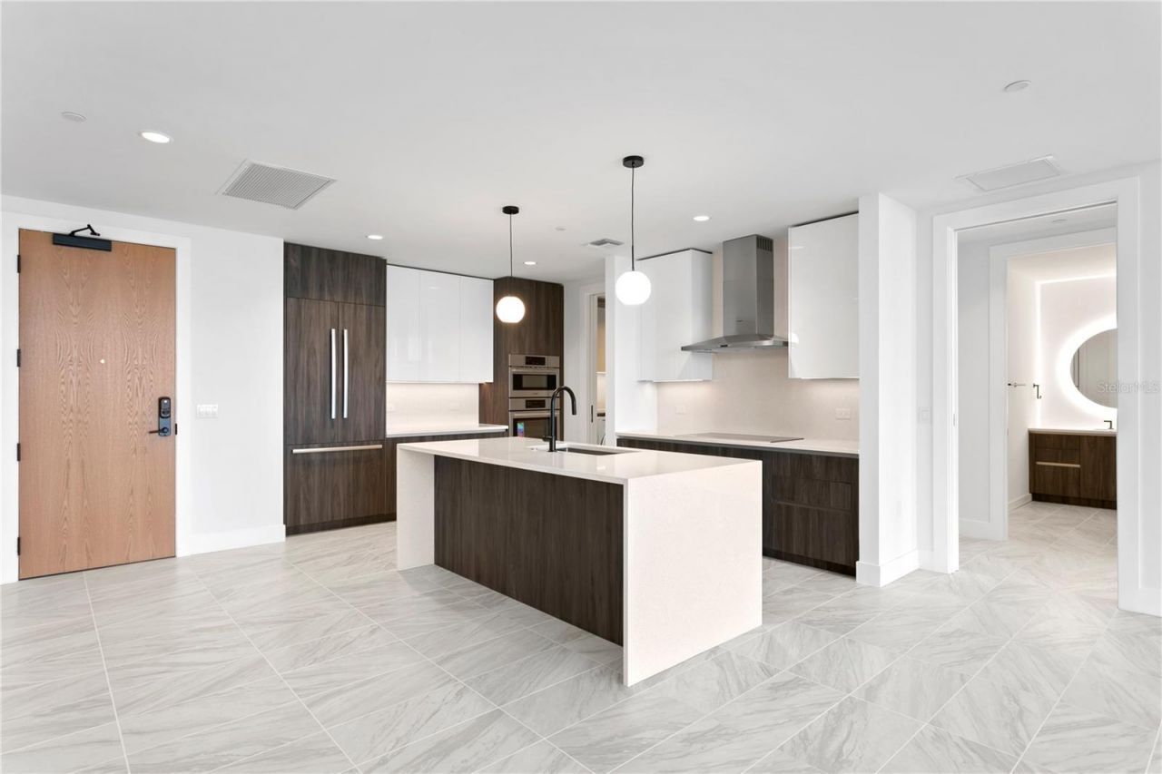 777 3rd Avenue N, Unit 1204, Saint Petersburg, FL 33701 Photo