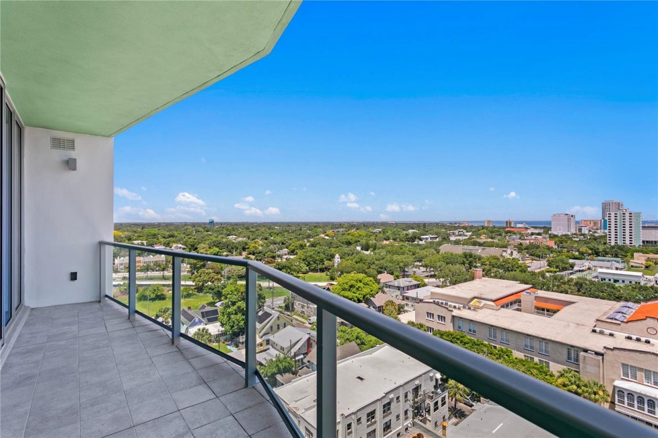 777 3rd Avenue N, Unit 1204, Saint Petersburg, FL 33701 Photo