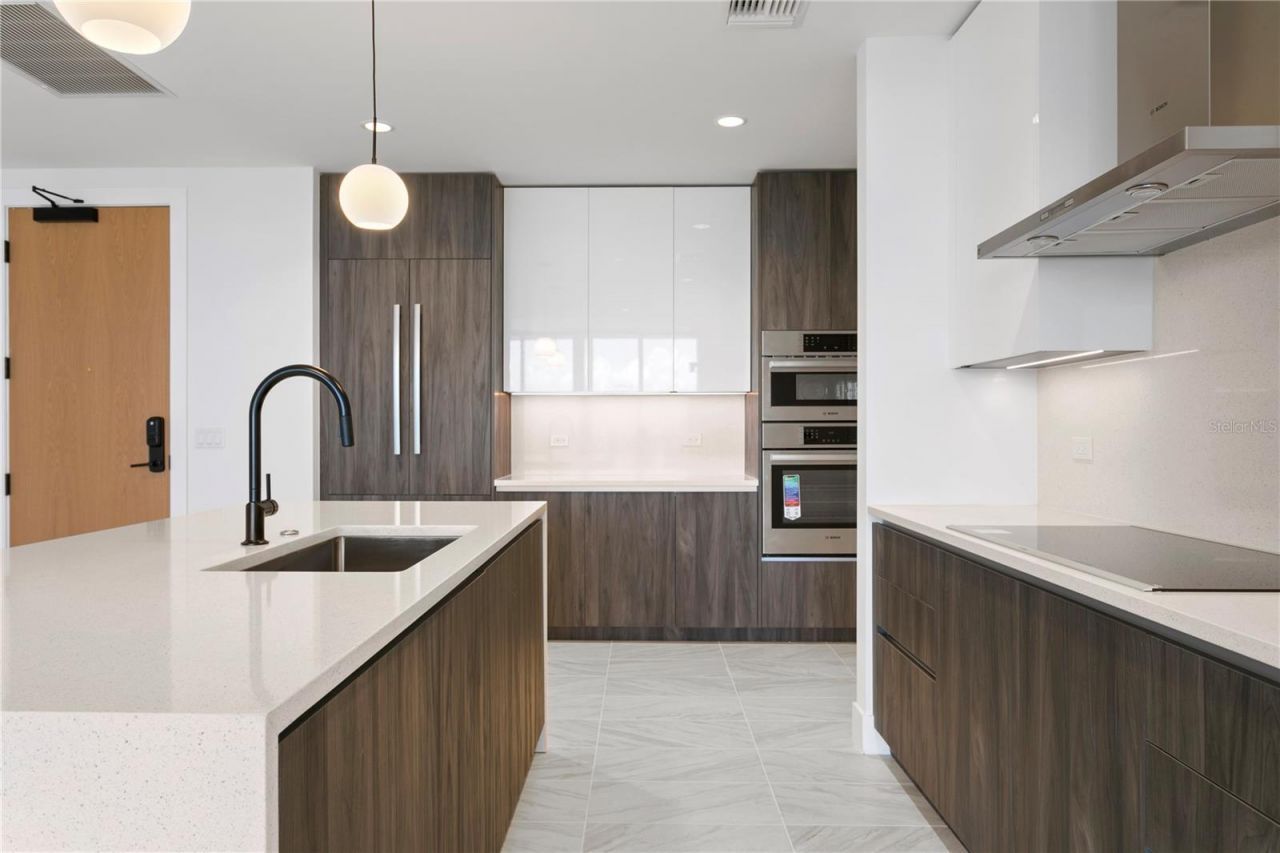777 3rd Avenue N, Unit 1204, Saint Petersburg, FL 33701 Photo