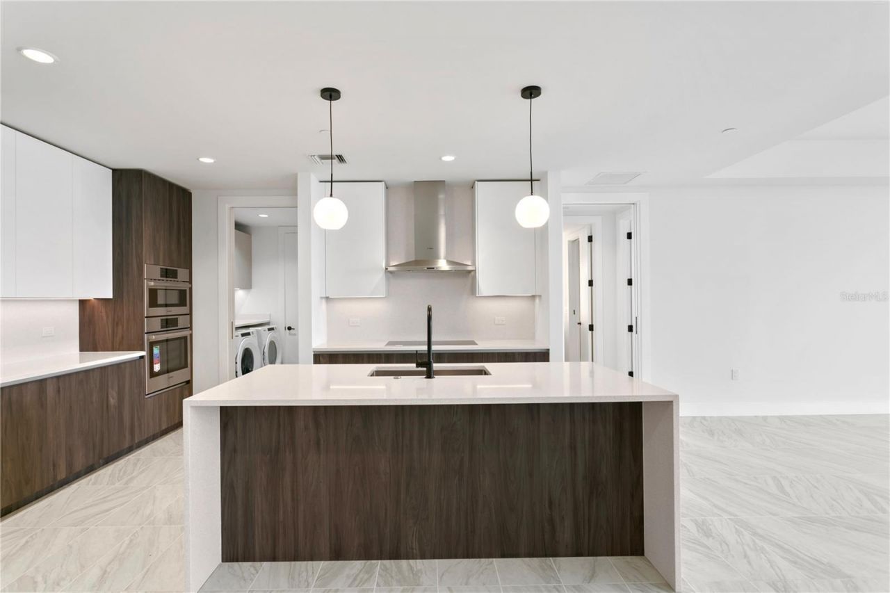 777 3rd Avenue N, Unit 1204, Saint Petersburg, FL 33701 Photo